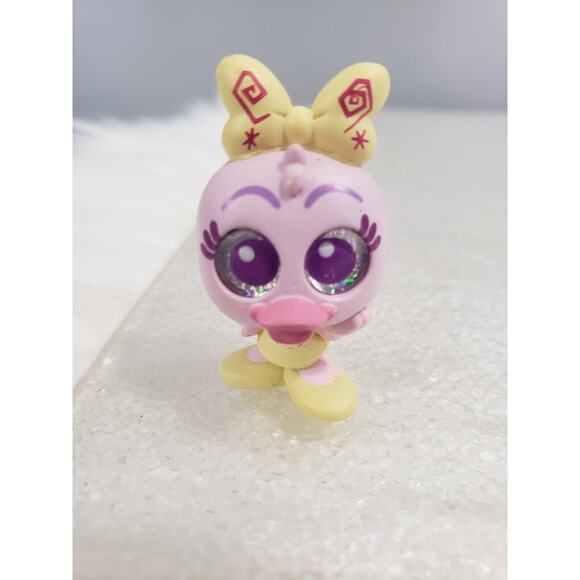 Disney World 50th Doorables Figure‎ Mad Tea Party Daisy Duck - Picture 1 of 2